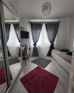 3 - camere  Zona Cantacuzino - decomandat - complet mobilat si utilat - foto 4