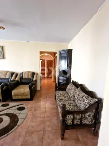 Apartament 3 camere de vânzare –Etaj 2, Micro 12 - foto 7