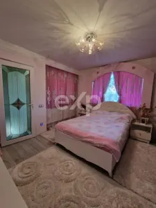 Casă de vânzare  225 mp ,Mărginenii de Sus , DB - foto 3