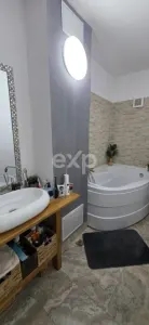 Apartament premium cu 3 camere, 80 mp utili – Ultracentral, mutare imediată - foto 8