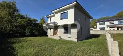 Vilă Individuală P+1E | Zonă Excepțională &amp; Căutată | Master Bedroom cu Dressing - foto 4