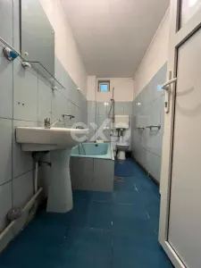 Casa pe parter 3 camere ingrijita curte si gradina Gaesti Nord - foto 9