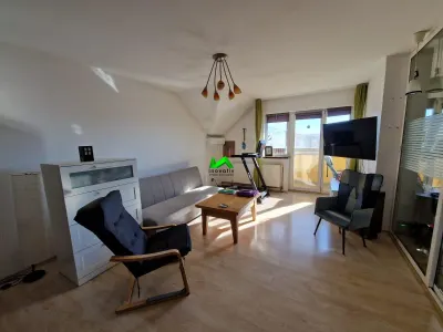 Apartament de vanzare 2 camere decomandat + Pod Sibiu Selimbar - Sibiu