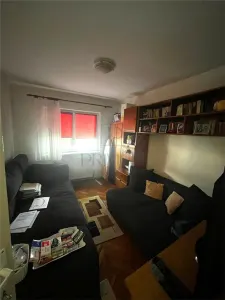 LIPOVEI - ETAJ 1 - 4 CAMERE - 3 BALCOANE - CENTRALA PROPRIE - DECOMANDAT - GARAJ+ BOXA - foto 14