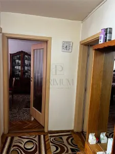LIPOVEI - ETAJ 1 - 4 CAMERE - 3 BALCOANE - CENTRALA PROPRIE - DECOMANDAT - GARAJ+ BOXA - foto 15