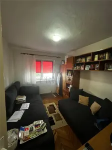 LIPOVEI - ETAJ 1 - 4 CAMERE - 3 BALCOANE - CENTRALA PROPRIE - DECOMANDAT - GARAJ+ BOXA - foto 19