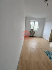 Apartament 2 Camere Semidecomandat Zona Inel 2 - foto 4