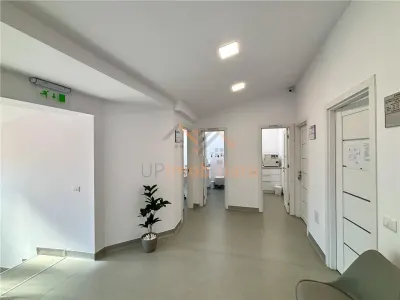 SPATIU ULTRACENTRAL  |  ORADEA  |  11 MP - foto 5