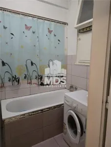 Etaj 2/4 in bloc de caramida, linga Prefectura - foto 6