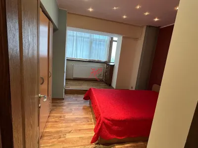 Inchiriere apartament 2 camere Uniri - foto 2