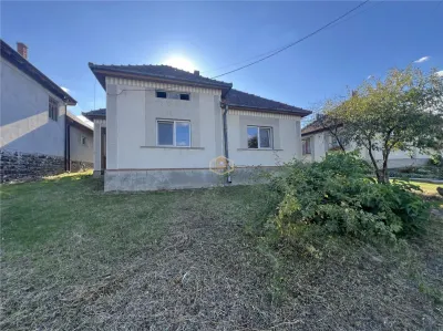 Casa cu 3 camere + 2.557 m² teren | Viile Satu Mare - Lipa - foto 6