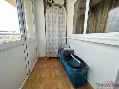 Apartament 3 camere, ultracentral, etaj 9, renovat ,mobilata si utilat - foto 13