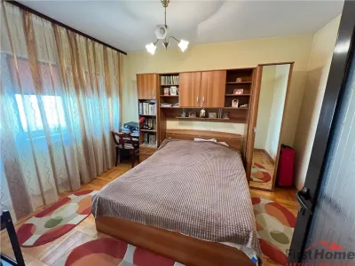 Apartament 3 camere, ultracentral, etaj 9, renovat ,mobilata si utilat - foto 7