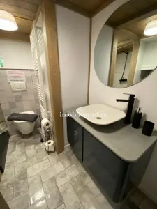 Apartament in stil unic, langa Primaria Arad, amenajat cu designer, mobilat/dotat, la cheie - foto 32