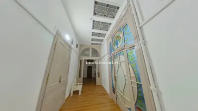 Apartament in stil unic, langa Primaria Arad, amenajat cu designer, mobilat/dotat, la cheie - foto 36