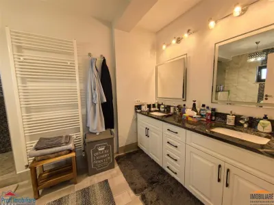 Vila impunatoare cu 6 camere spatioase in stil american - foto 27