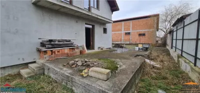 Casa noua Livada, finisata, 5 dormitoare, 225mp, teren 600mp - foto 30