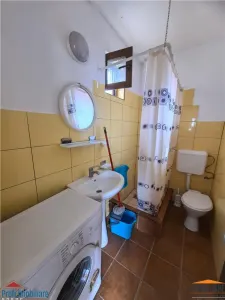 GARSONIERĂ 33 MP – COMPLET MOBILATĂ + PARCARE + TERASĂ | 300 € CU TOATE UTILITĂȚILE INCLUSE - foto 3