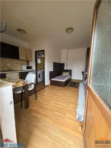 GARSONIERĂ 33 MP – COMPLET MOBILATĂ + PARCARE + TERASĂ | 300 € CU TOATE UTILITĂȚILE INCLUSE - foto 7