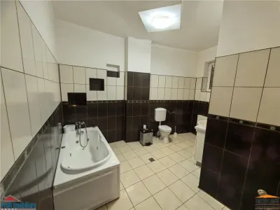 Apart 3 camere etaj 1 la KM 0 - Primaria Arad - foto 9