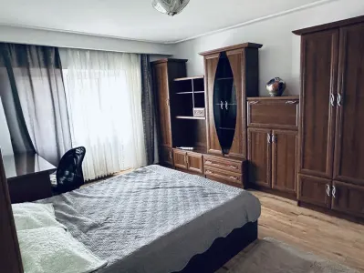 Apartament 3 camere – Independentei | langa UMF | 70 mp | 2 bai | etaj 3/8 - foto 2