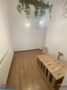 Inchiriez Spatiu  Comercial cu intrare din Bulevard - foto 10