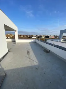 Vila moderna cu terasa panoramica, zona Gai - foto 2