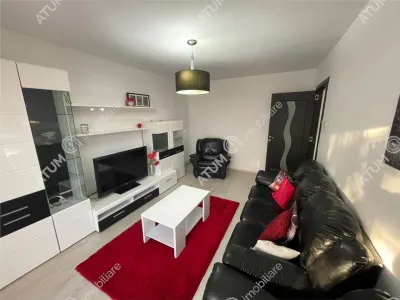 De inchiriat apartament cu 3 camere decomandate si balcon in zona centrala a orasului Sibiu - foto 2