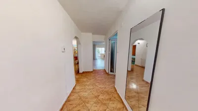 Apartament 3 camere, 2 bai, 2 balcoane, etajul 1 zona Astra- Carpatilor - foto 5