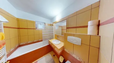 Apartament 3 camere, 2 bai, 2 balcoane, etajul 1 zona Astra- Carpatilor - foto 6