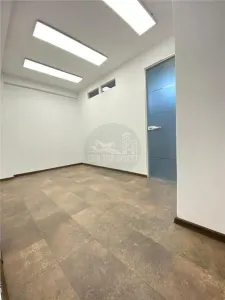 Spatiu comercial  birouri 70mp zona Centrala - foto 14