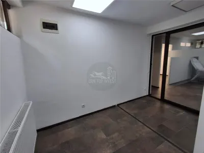 Spatiu comercial  birouri 70mp zona Centrala - foto 3