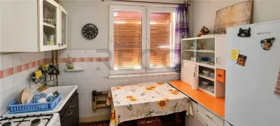 RECO Apartament semi-decomandat cu 3 camere - foto 5