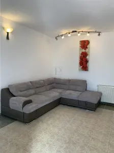 Apartament de închiriat | 63 mp | 2 Dormitoare | La 5 min de Medicina 1 | Terasă | Parter - Timisoara