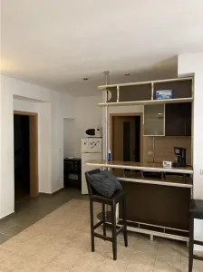 Apartament de închiriat | 63 mp | 2 Dormitoare | La 5 min de Medicina 1 | Terasă | Parter - foto 10