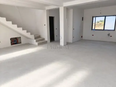 Duplex 3 camere - personalizare interioara - asfalt - foto 3