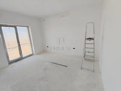 Duplex 3 camere - personalizare interioara - asfalt - foto 5