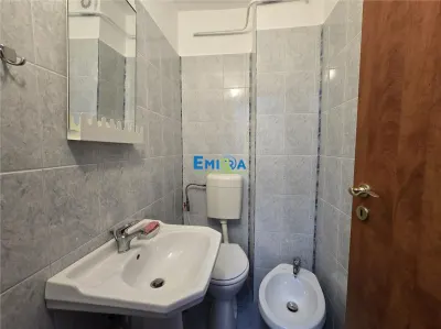 Inchiriere apartament spatios cu 3 camere decomandate. Zona Republicii, Bacau - foto 11