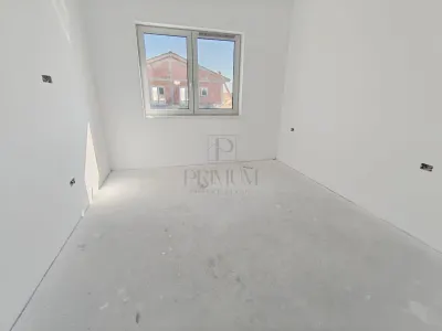 Duplex modern - toate utilitatile - terasa acoperita - foto 7
