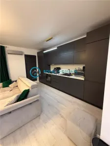 Royal Imobiliare - Vanzare apartament 3 camere zona Vest - foto 3