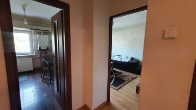 Apartament 3 camere | 2 bai | centrala proprie | complet utilat si mobilat - foto 4