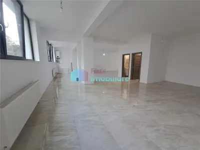 Spatiu comercial 135 mp bloc nou G.Enescu - Suceava