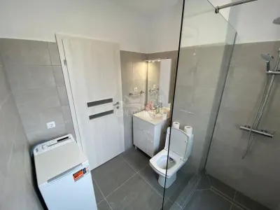 Apartament 3 camere cu balcon in Selimbar - foto 7