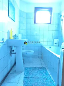Garsoniera spatioasa, la casa, zona Astra - foto 12