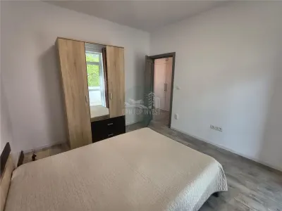 Apartament 2 camere decomandat parcare zona Turnisor - foto 11