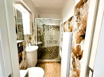 Apartament 3 camere decomandat si balcon Strand - foto 8