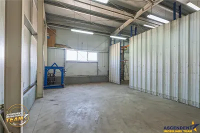 O investitie cu substanta:spatiu amplu, versatil, valoros pozitionat, activitati comerciale, logistice sau dezvoltare - foto 42
