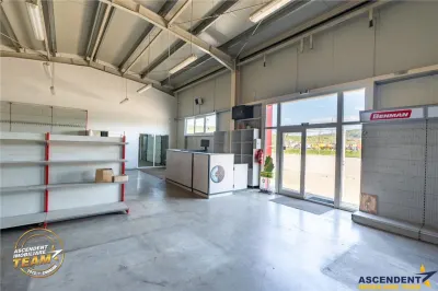 O investitie cu substanta:spatiu amplu, versatil, valoros pozitionat, activitati comerciale, logistice sau dezvoltare - foto 50