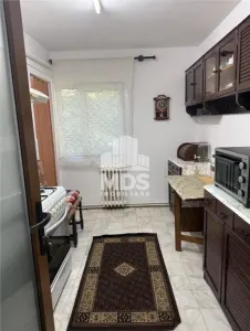 Etaj 1 cu 2 bai, 3 balcoane cu garaj sub bloc - foto 2