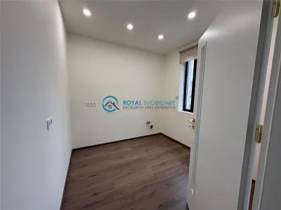 Royal Imobiliare - Inchiriere spatiu birouri zona Central - foto 12